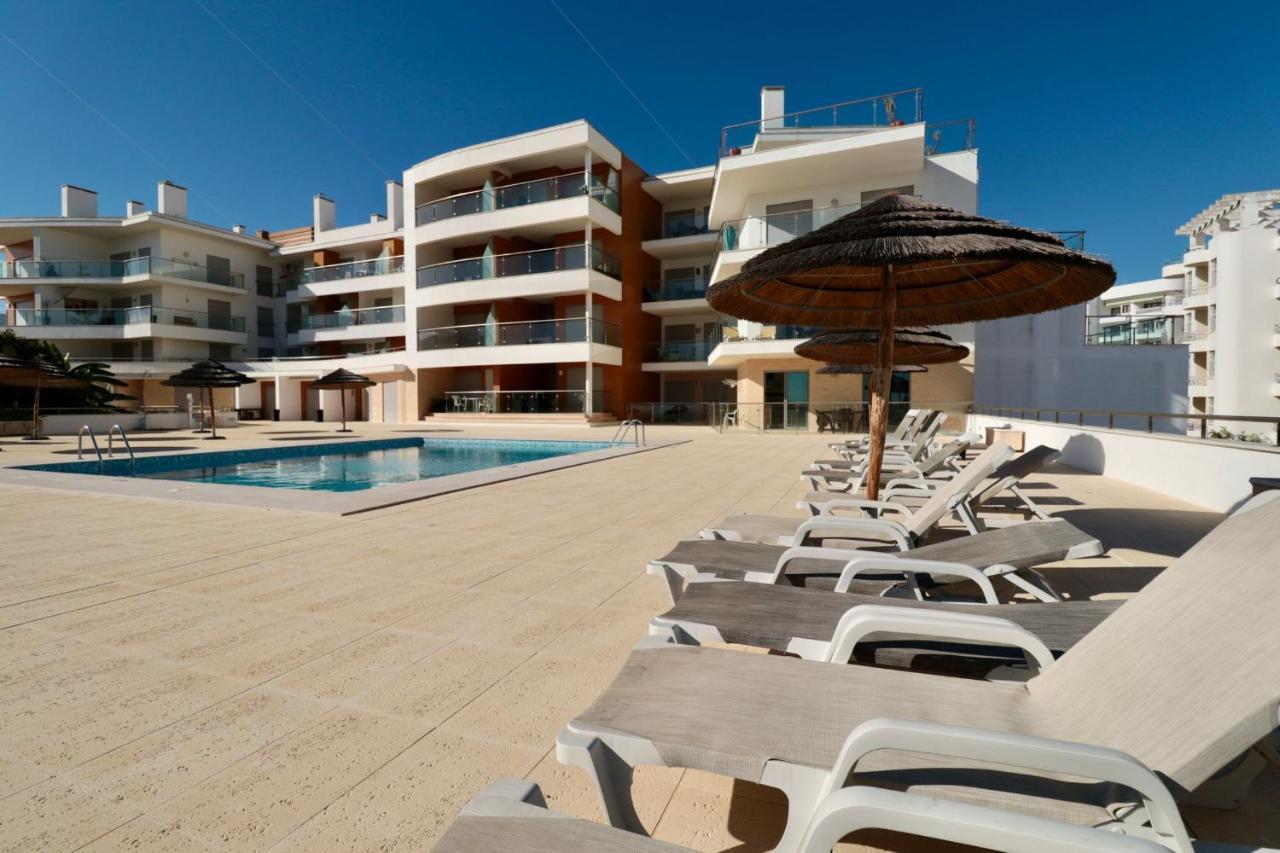 Olhos De Água 1BR with Pool, AC&Free Parking Appartement Albufeira Buitenkant foto